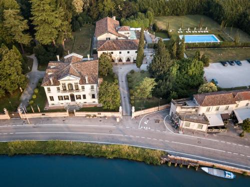 Olmo di Mira Hotel | Villa Franceschi Hotel & Resort