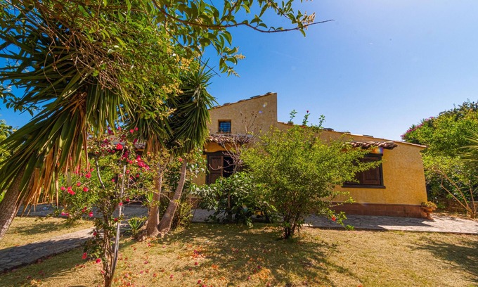 Sant'Agata di Militello Cottage | Villa Fratantoni con Accesso Diretto Alla Spiaggia