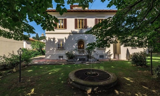 Calenzano Villa | Villa Gally beautiful premium villa with garden and p/pool