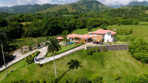 Bonao Villa | Villa Green Hills