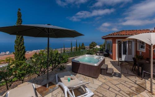 Adeje Villa | Villa Hibisco, Jacuzzi y Vistas al Atlántico