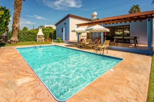 Polis Villa | Villa Ibiscus by Villa Plus
