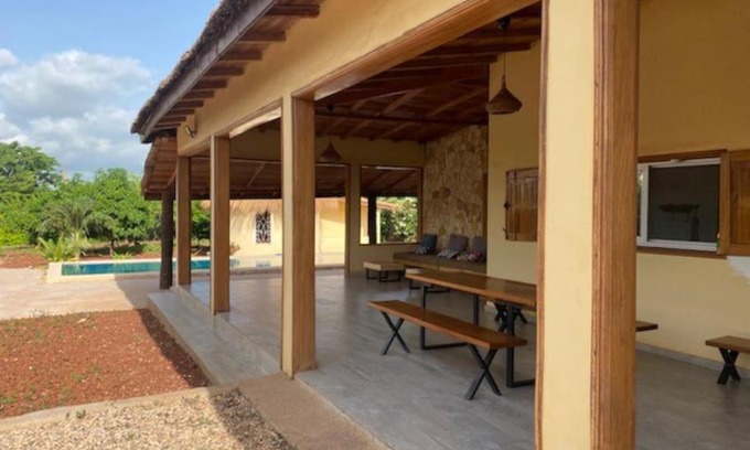 Toubab Dialao Villa | Villa Idaka
