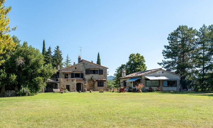 Citta di Castello Villa | Villa "Il Rancho Grande" with Private Pool, Private Terrace & Wi-Fi