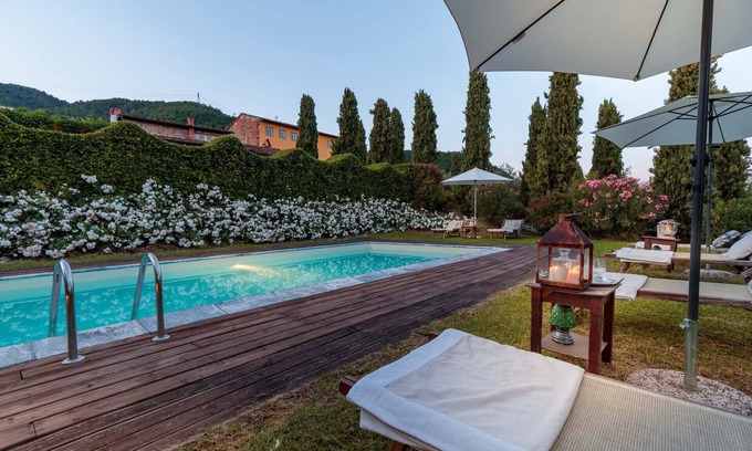 Sant'Andrea Villa | VILLA IL TINAIO Romantic Secluded Farmhouse with Private Pool