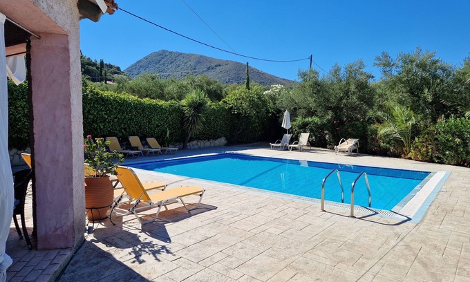 Lithakia Villa | Villa Iliaktida - Private Pool, Garden, Outdoor Kitchen & BBQ
