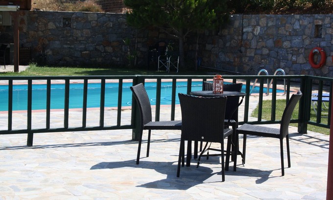 Milatos Villa | Villa "iliothea" seaside Milatos Crete, swimming pool ,bbq, up 15 people