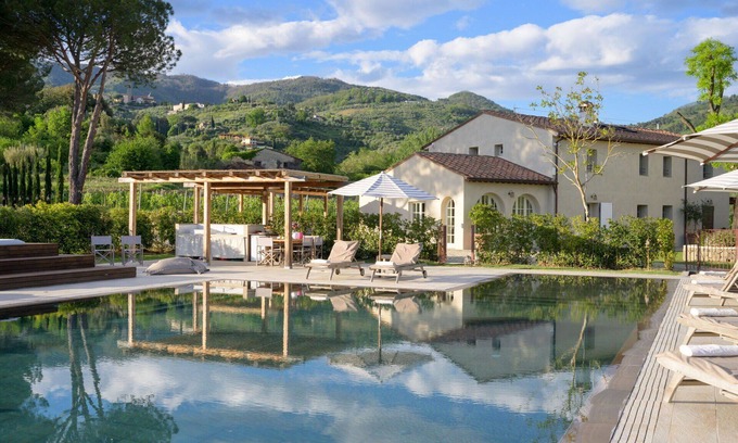 Colle di Buggiano Villa | Villa in Colle Di Buggiano with 6 bedrooms sleeps 12