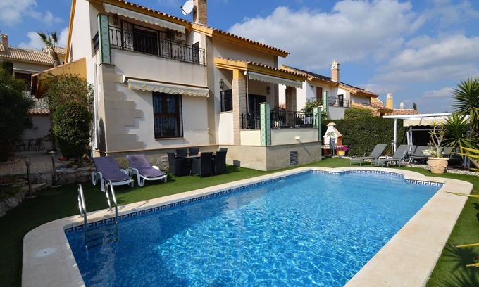 Algorfa Villa | Villa in Costa Blanca with Private Pool