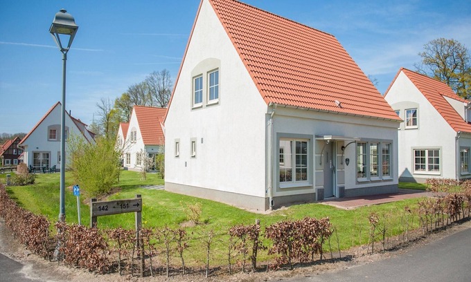 Ferienpark Gut Langen Villa | Villa in Germany near Seaside