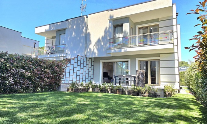 Ishem Villa | Villa in Gjiri i Lalzit near Sandy Beach
