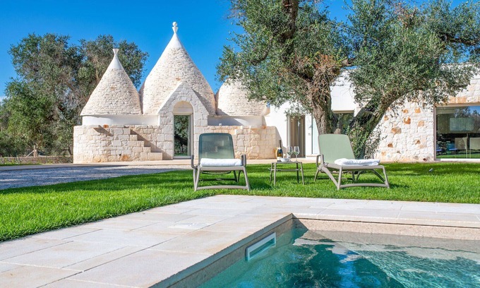 San Vito dei Normanni Villa | Villa in San Vito Dei Normanni with 4 bedrooms sleeps 8
