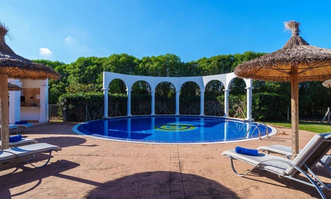 Sa Pobla Villa | Villa in Mallorca with Pool & Near Alcudia Beach