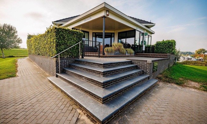 Maurik House | Villa in Netherlands with Marina View
