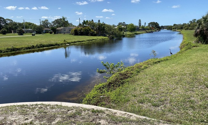 Al Lago Village Villa | Villa in Rotonda West with huge screened lanai and canal view