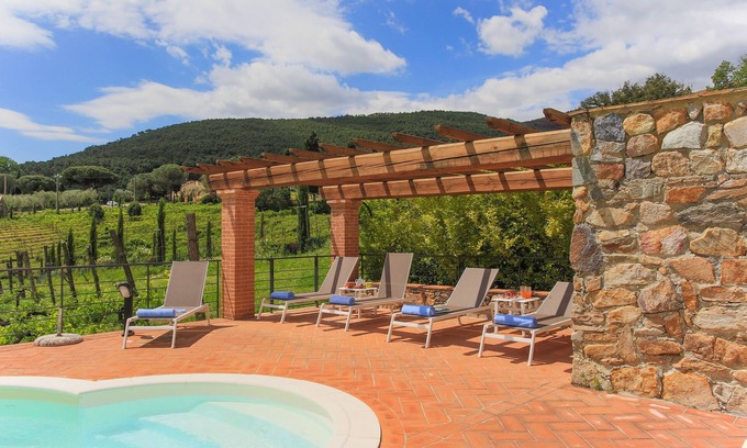 Vicopisano Villa | Villa/Independent home in Vicopisano with 4 bedrooms sleeps 8