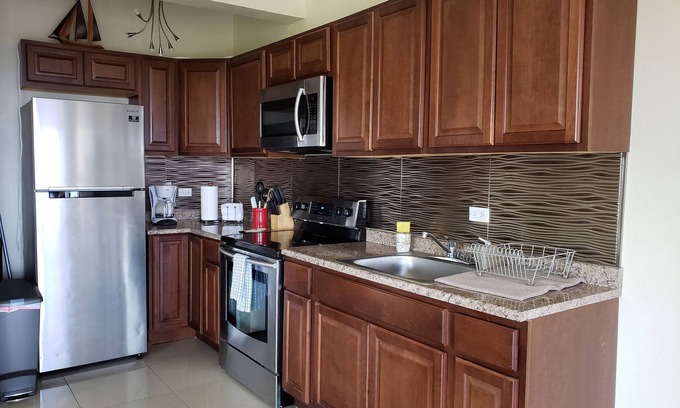 Mafolie Apartment | Villa Indigo 1BR in Private Gated Estate