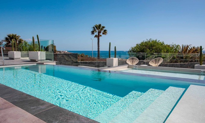 Playa Blanca Villa | Villa Infinity - Seven Bedroom Villa, Sleeps 18