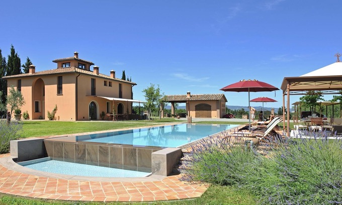 Peccioli Villa | Villa Insoglio - Luxury Villa with pool in Montelopio, Tuscany