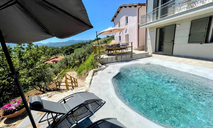 Ocenelli Villa | villa ipnotica - panoramic views plus exquisite pool - sleeps 7 - very stylish