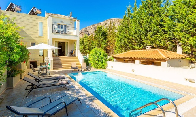 Kateleios Villa | Villa Ismini - Two Bedroom Villa, Sleeps 5