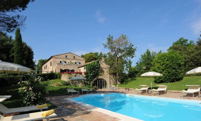 Rupoli Villa | VILLA DEL TOMBOLO - VILLA DEL TOMBOLO VILLA