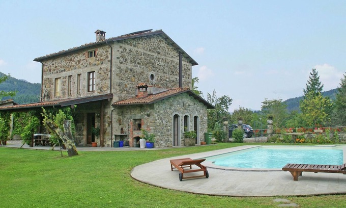 San Romano in Garfagnana Villa | Villa in Tuscany with Private Pool & Garden