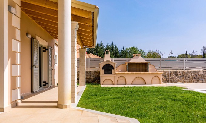 Gouvia Villa | Villa Johnnie