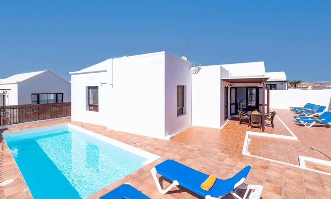 Matagorda Villa | Villa Kanak by Villa Plus