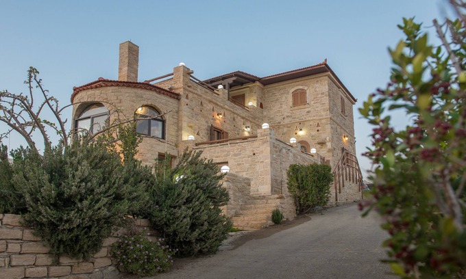 Kalamaki Villa | Villa Katerina - A traditional and luxury villa at Kalamaki