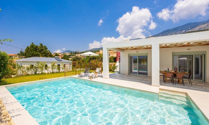Mousata Villa | Villa Kira - Two Bedroom Villa, Sleeps 6