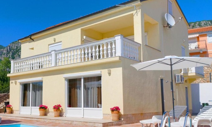 Grizane Villa | Villa Kuca Ujdenica by Interhome