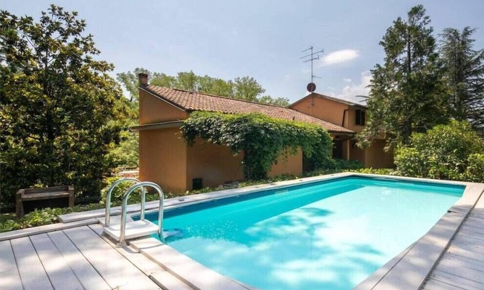 Barberino di Mugello Villa | Villa La Bruscola Comfortable holiday residence