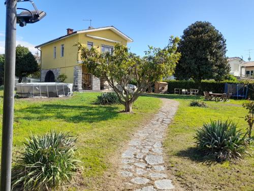 Vanon Apartment | Villa La Magnolia - Private Beach Access, Garden, Views