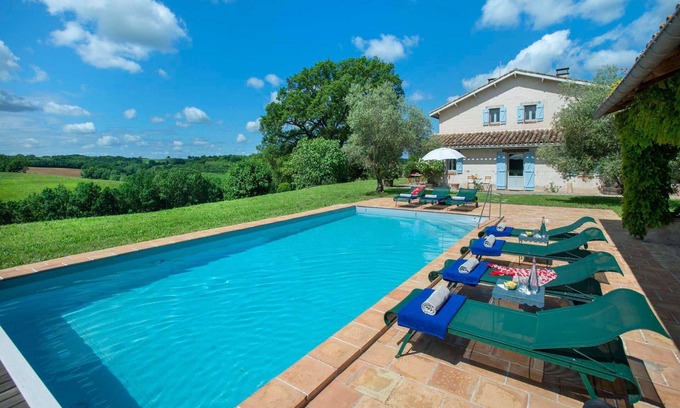 Montdurausse Villa | Villa La Plaine - Four Bedroom Villa, Sleeps 8