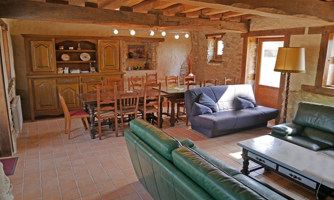 La Puye House | Villa La Puye, 4 bedrooms, 8 persons