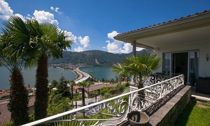 Bissone Villa | Villa Lago Lugano, Bissone, Switzerland