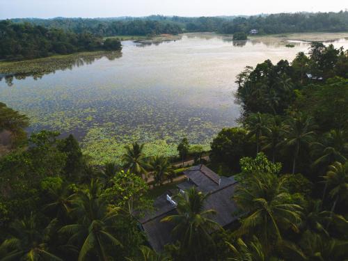Welipitiya Villa | Villa Lake Mountain