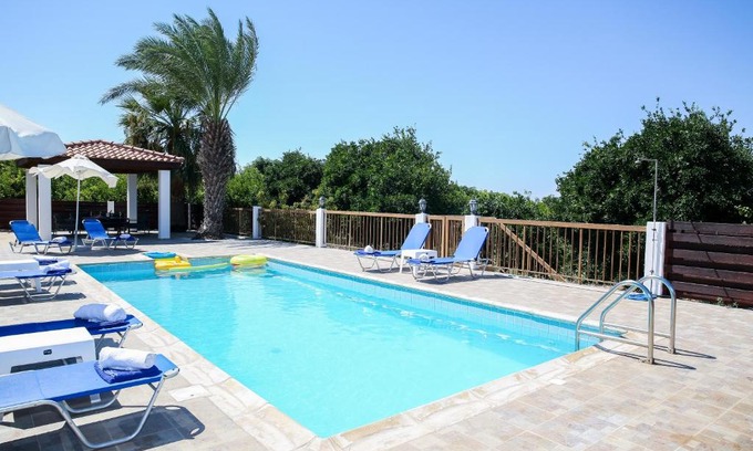 Agios Georgios Pegeias Villa | VILLA LAMBRIANA