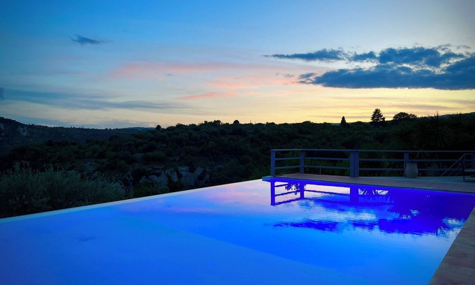 Ferla Villa | Villa Lenzo - Between nature and wonder