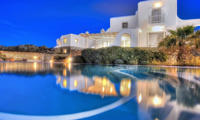 Paraga Villa | Villa Leto swimming pool