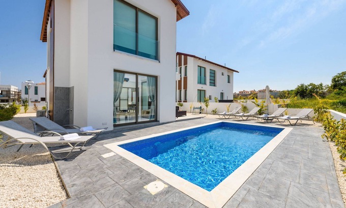 Paralimni Villa | Villa Levanda #40 - Charming Agia Triada Getaway