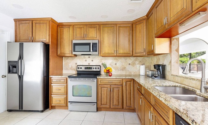 Boca Raton Villa | Villa Lina 4 bedroom Heated Pool/BBQ