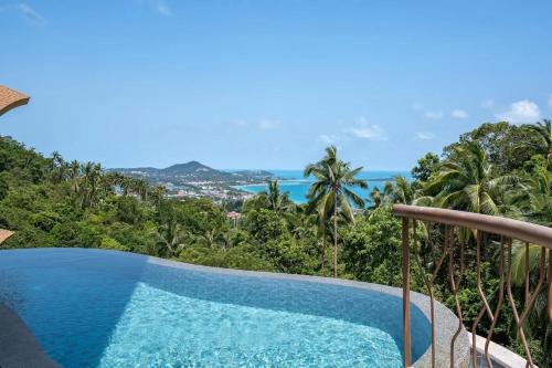 Maret Villa | Villa Lola 2br Saltwater Infinity Pool & Sea View