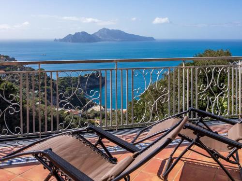 Schiazzano Villa | Villa Lotos - De Vivo Realty