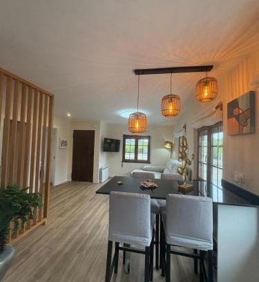 Condres Villa | Villa luanco