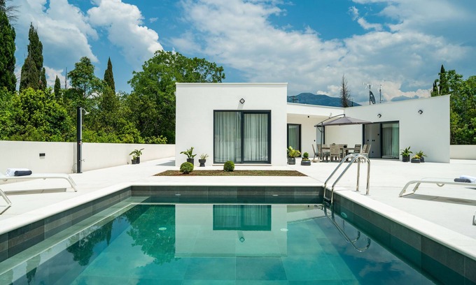 Cilipi Villa | Villa Luce