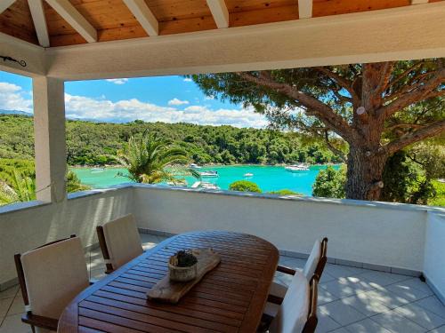 Suha Punta Apartment | Villa Lucija