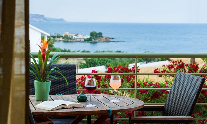 Monemvasia Apartment | Villa Luisa Exclusive Residences