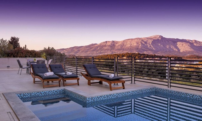 Lumbarda Villa | Villa Lumbarda - Four Bedroom Villa, Sleeps 8